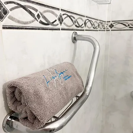 T1, Da Rocha - Edificio Mar Azul *