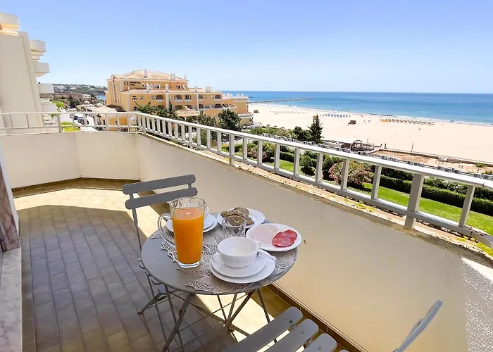 T1, Da Rocha - Edificio Mar Azul